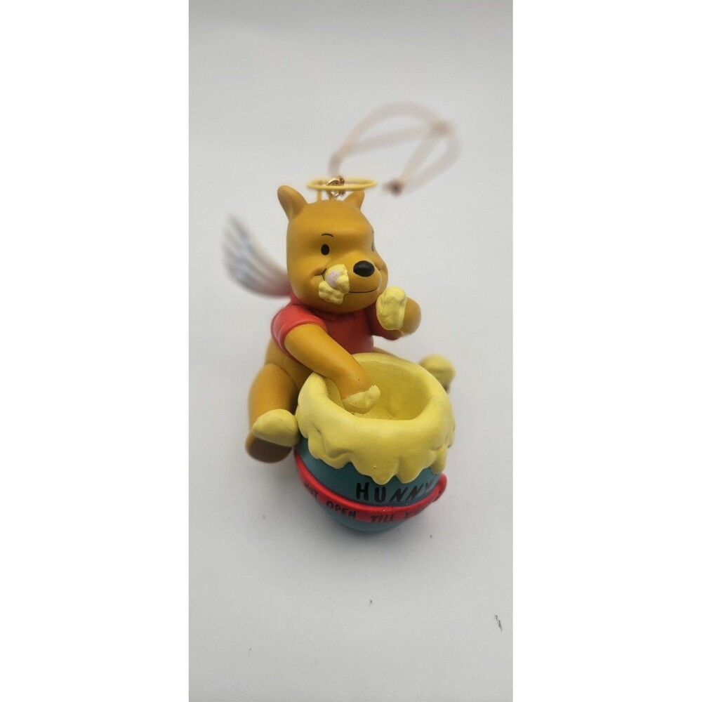 Disney Ornament In Box - Winnie the Pooh - #26231 210 Collectible